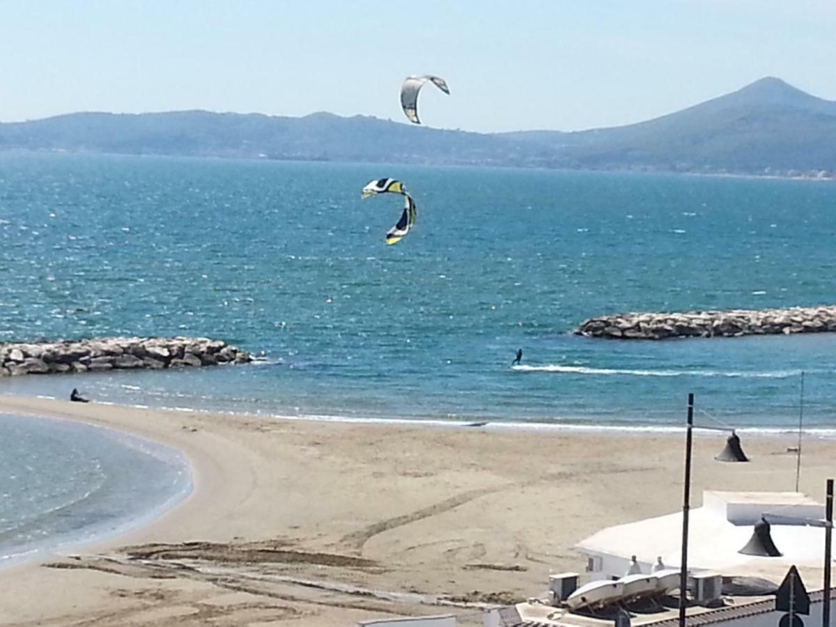 Guesthouse Holiday Formia Beach Exteriör bild